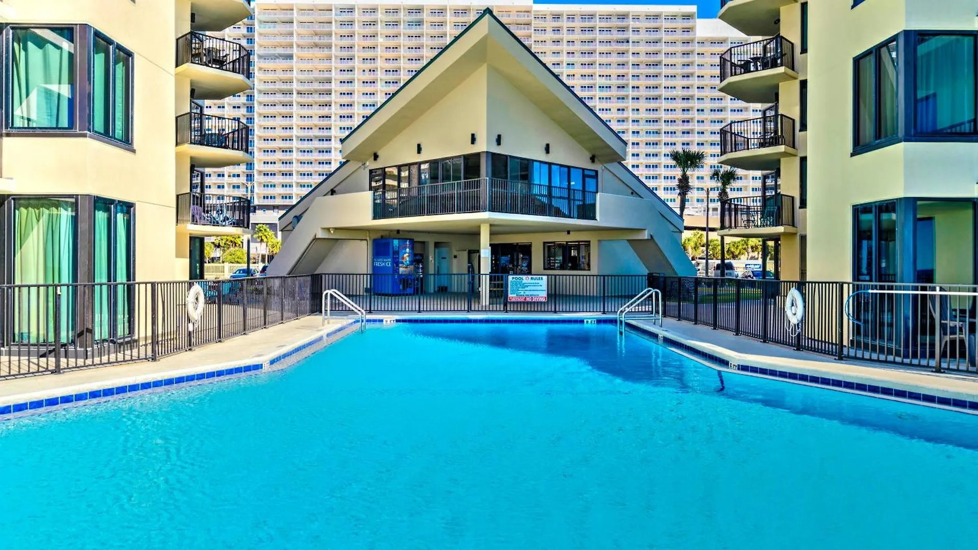 Sunbird Resort! Ground-Floor Renovated Beach Condo! Free Beach Chairs! By Dolce Vita Getaways Pcb 巴拿马城 公寓