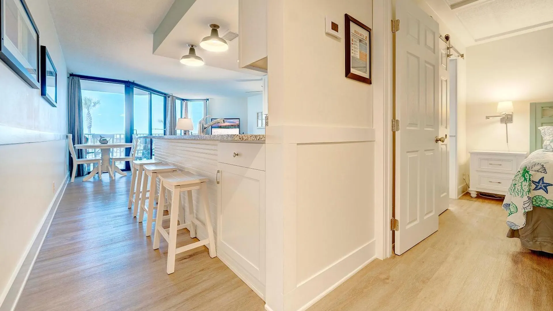 Sunbird Resort! Ground-Floor Renovated Beach Condo! Free Beach Chairs! By Dolce Vita Getaways Pcb 巴拿马城 公寓