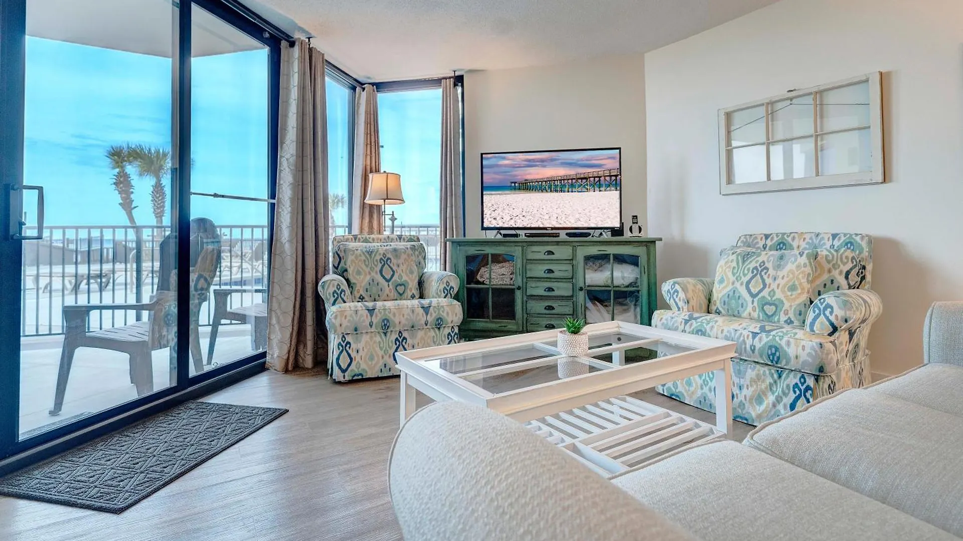 公寓 Sunbird Resort! Ground-Floor Renovated Beach Condo! Free Beach Chairs! By Dolce Vita Getaways Pcb 巴拿马城